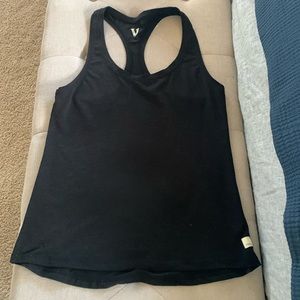 Vuori Tank Medium